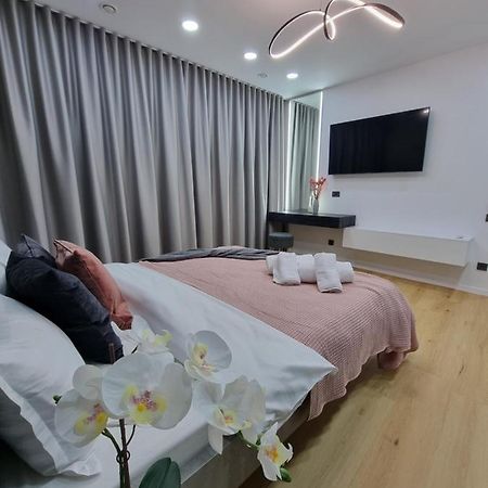 Casa Chiper - Apartament Etaj 1 Brašov Exteriér fotografie