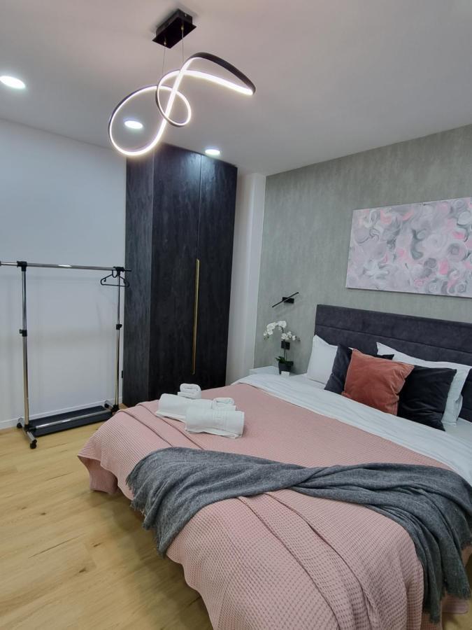 Casa Chiper - Apartament Etaj 1 Brašov Exteriér fotografie