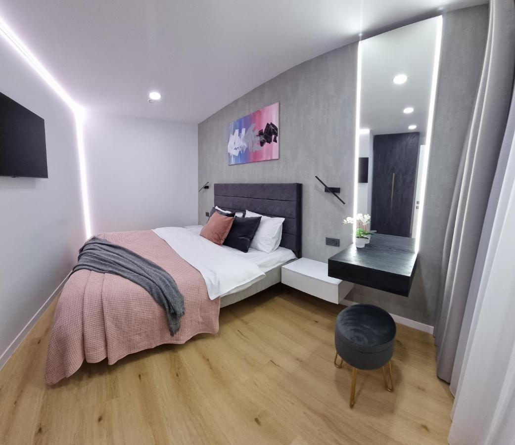 Casa Chiper - Apartament Etaj 1 Brašov Exteriér fotografie